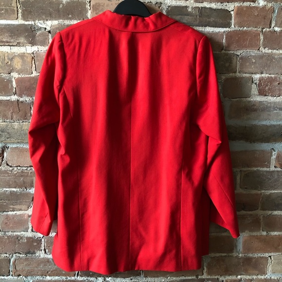 Burberry’s Vintage Red Wool Double-Breasted Blazer - Picture 4 of 5